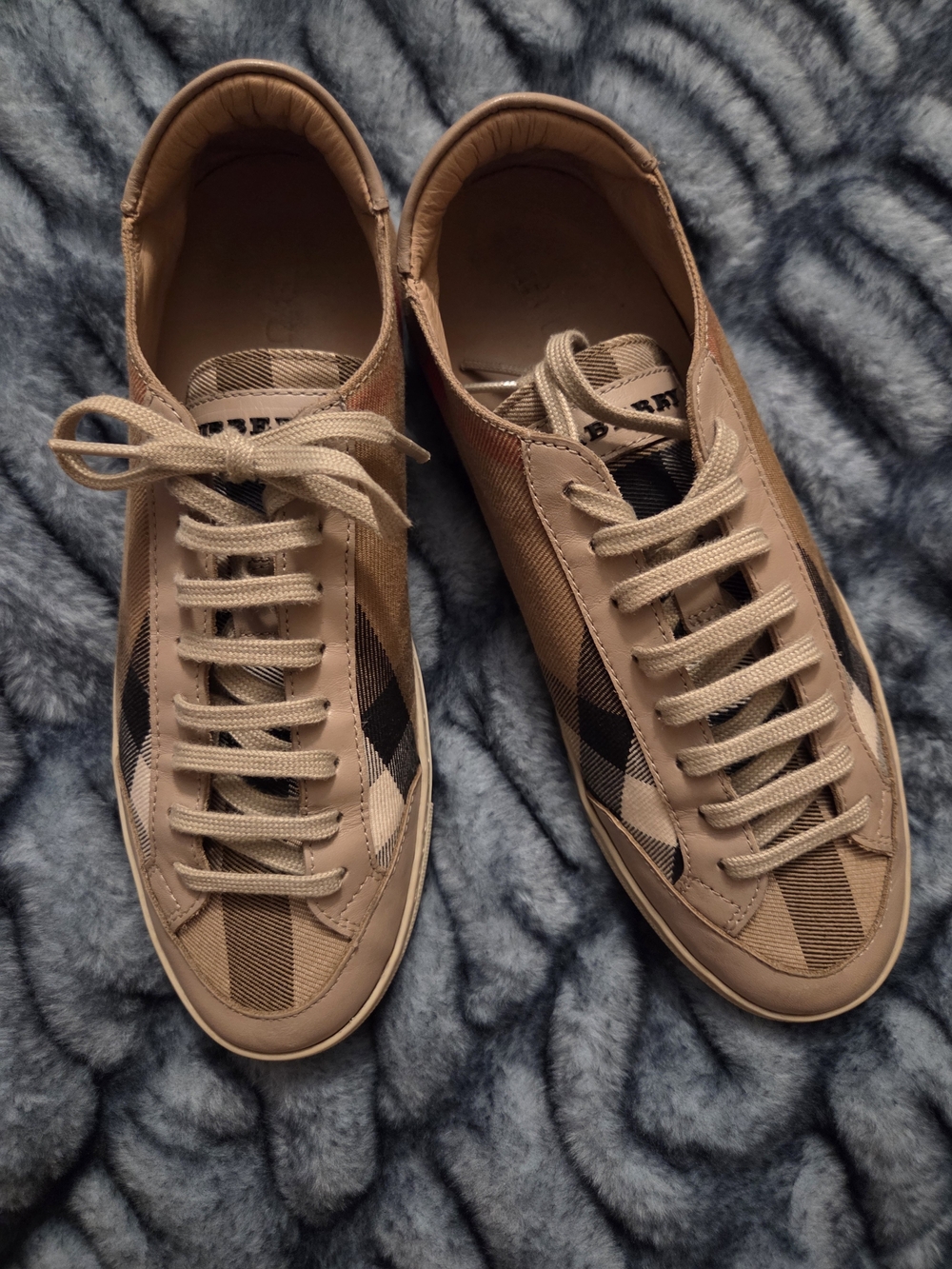 Women's Tan Plaid Low-Top Burberry Sneakers